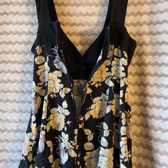 Vintage Black Floral Dress - Picture 7 of 7